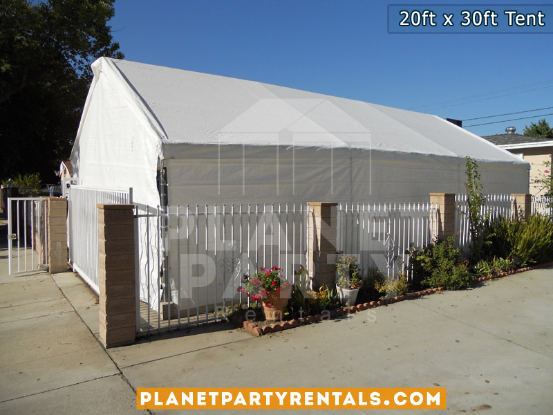 20ft x 30ft tent with sidewalls tables chairs and table cloths | san fernando valley party rentals